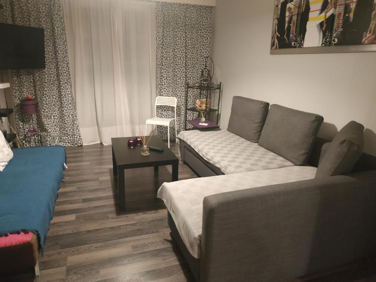 Cozy Apartment Near Metro Station Agia Marina Афіни Екстер'єр фото