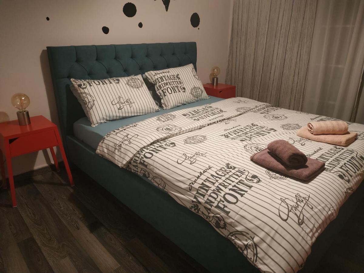Cozy Apartment Near Metro Station Agia Marina Афіни Екстер'єр фото