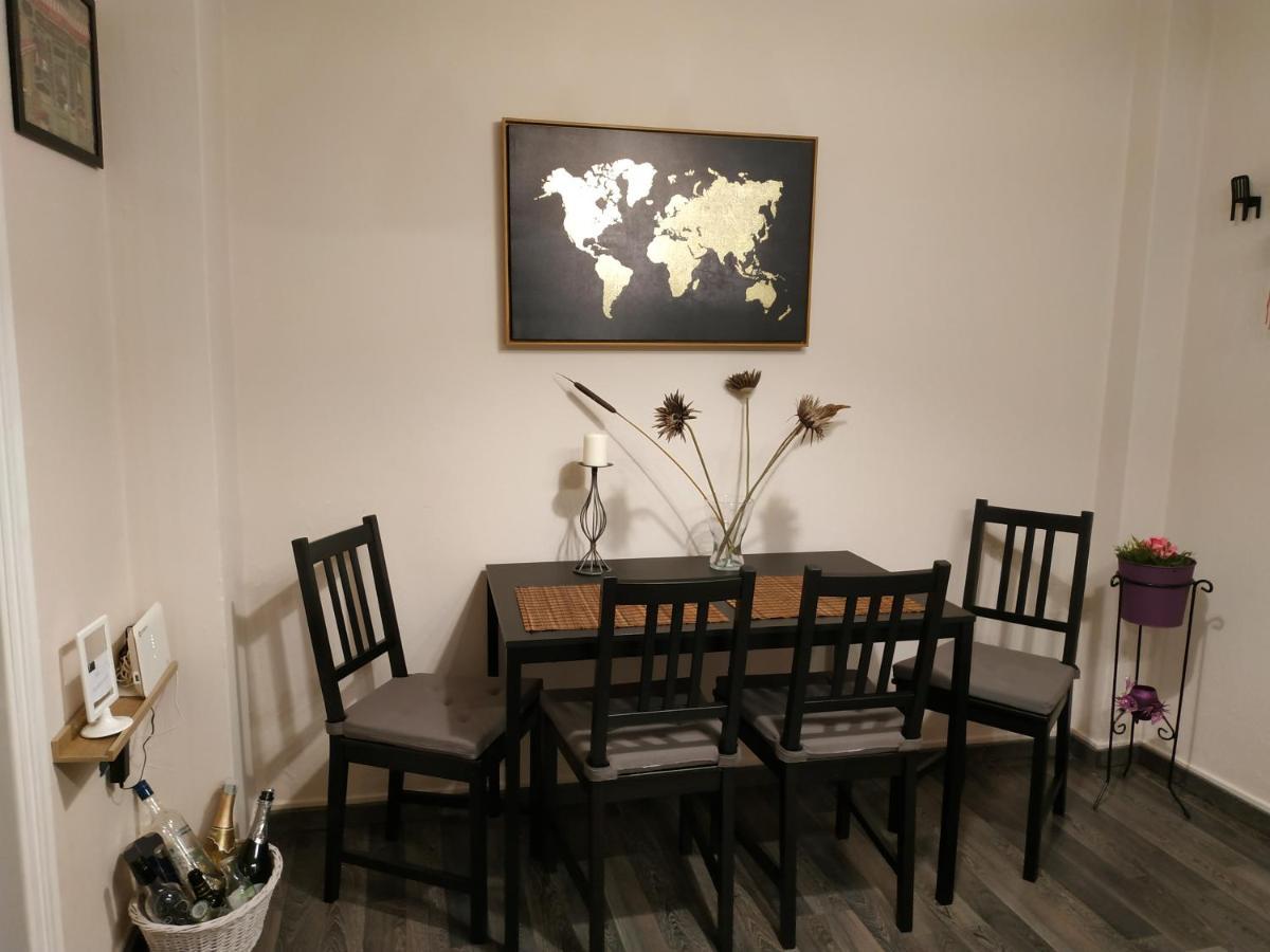 Cozy Apartment Near Metro Station Agia Marina Афіни Екстер'єр фото