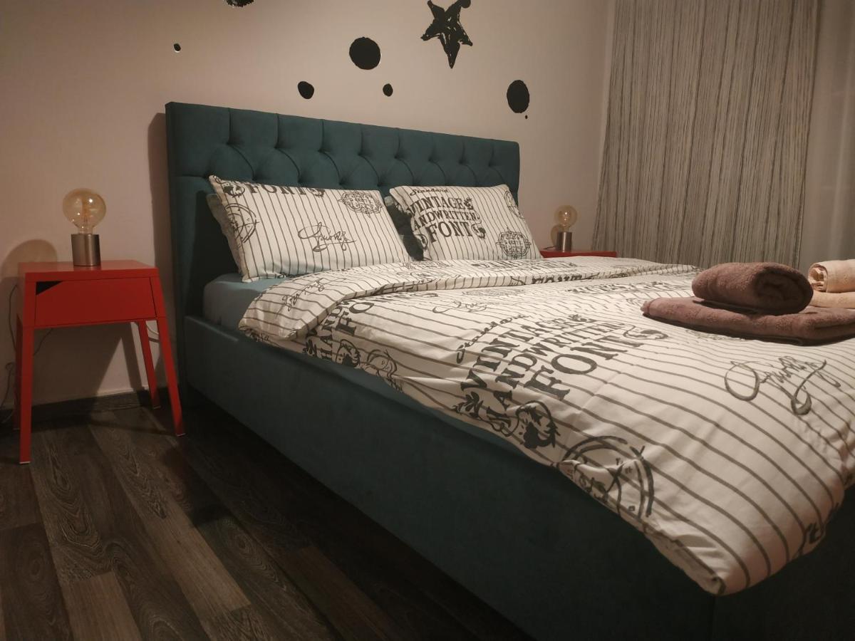 Cozy Apartment Near Metro Station Agia Marina Афіни Екстер'єр фото