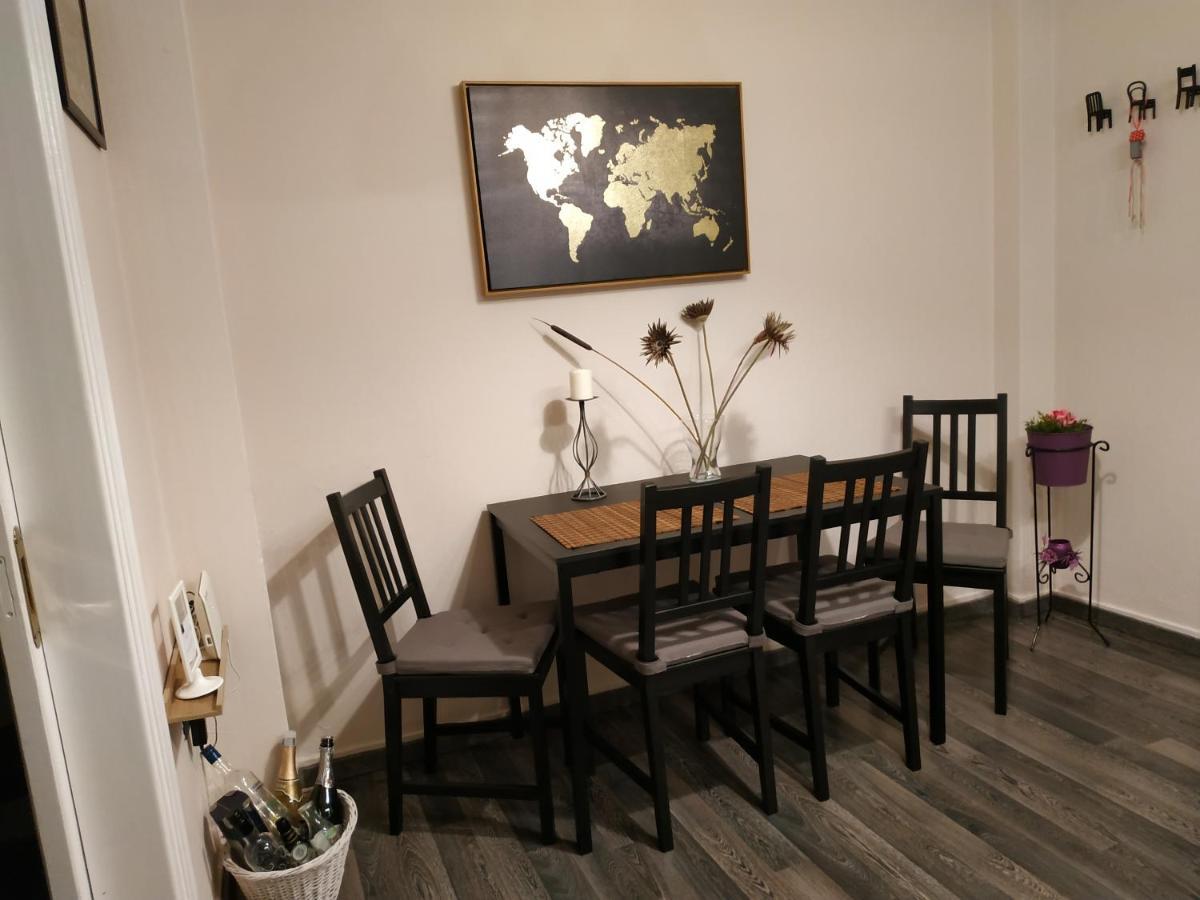 Cozy Apartment Near Metro Station Agia Marina Афіни Екстер'єр фото